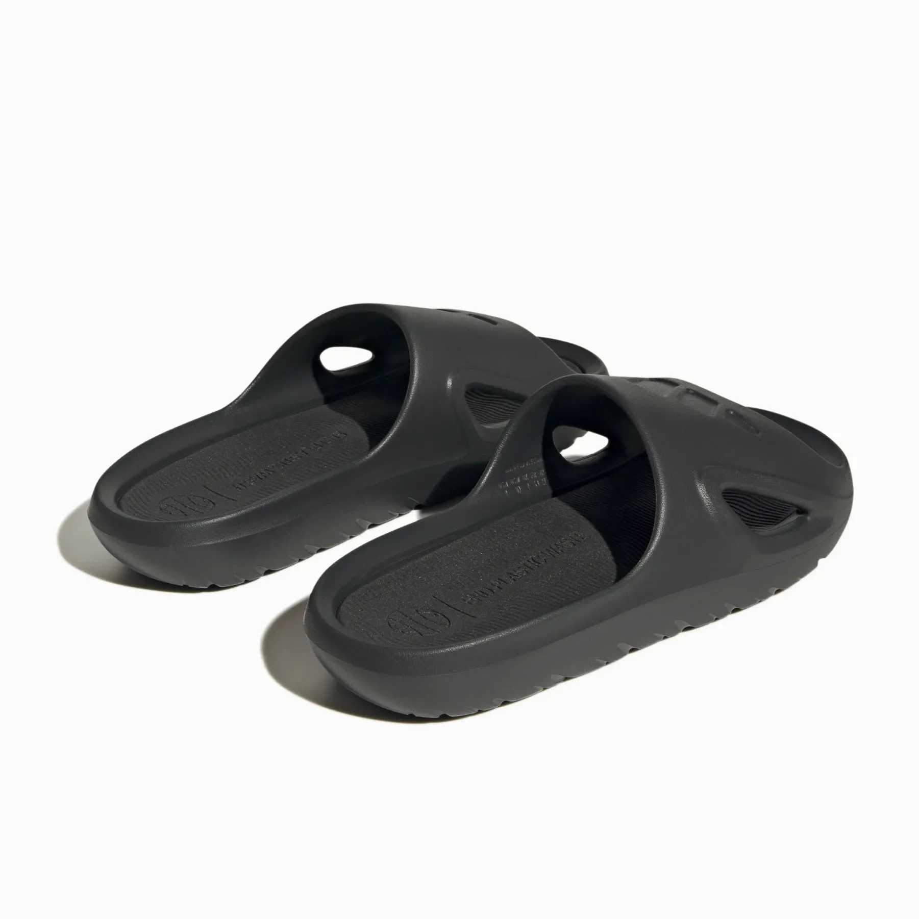 Adidas Adicane Slides "Carbon Black" (HQ9915)