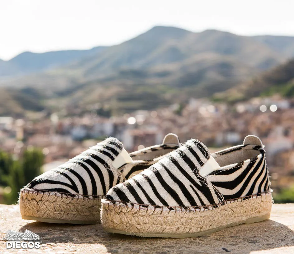Platform leather espadrilles