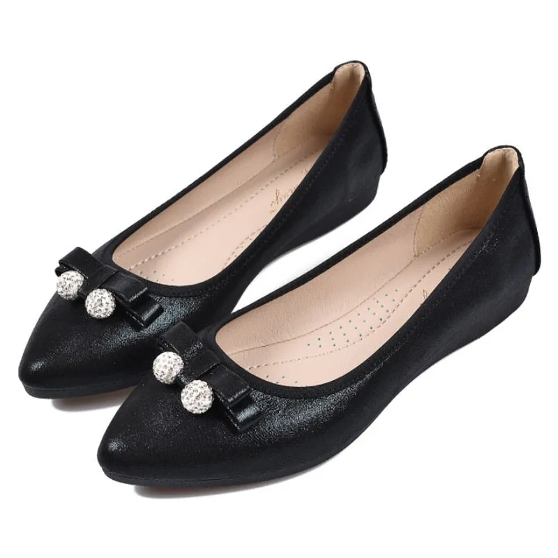 vanccy  Round Head Soft Bottom Shallow Mouth Mother Shoes Flat