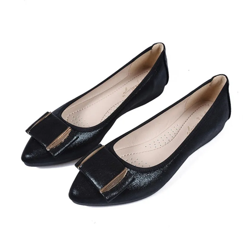 vanccy  Round Head Soft Bottom Shallow Mouth Mother Shoes Flat